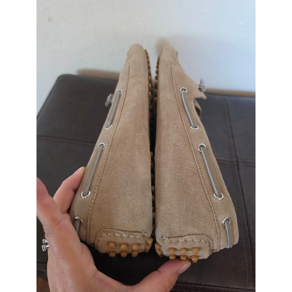 Veronica Beard Jia Boater Old Money Minimalist Tan Cream Suede Loafers sz 8.5